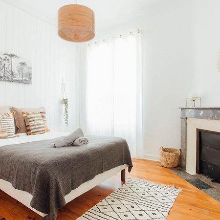 Coachella Vintage Chic In The Heart Of St Charles Biarritz Apartment Екстериор снимка
